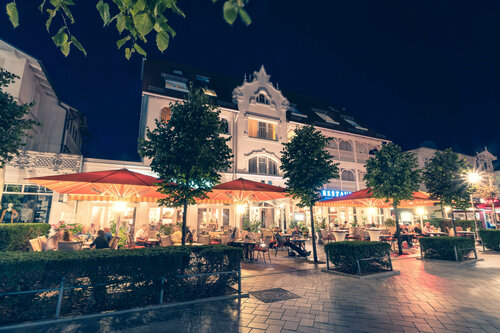 Centralhotel Binz, Забронировать Отель Отели Бинц 3 звезды, рядом с Санаторий в Бинце, 3*