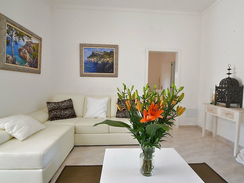 Quaint Holiday Home in Arta with Fireplace 100 Metres From Sea