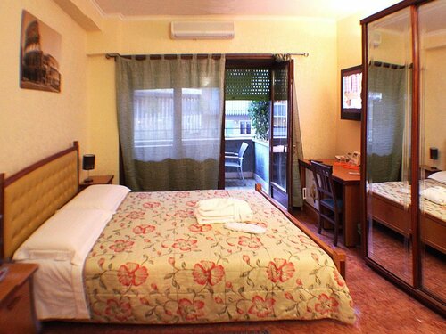 Caligola Resort, Забронировать Курортный отель Рим Лацио, рядом с Больница Фатебенефрателли