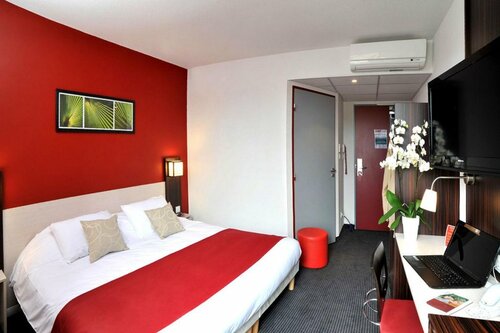Hôtel Pont Rouge, Carcassonne, Book Hotel Hoteller i Carcassonne med parkering, Parkering