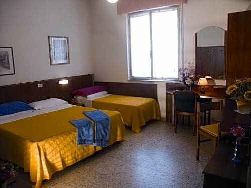 Hotel Bologna, Varaa Hotelli San Benedetto del Tronto 