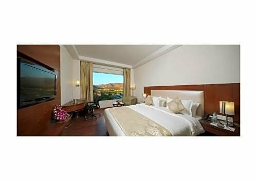 Regenta Central Jal Mahal, Jaipur, Забронировать Отель Джайпур Jaipur Region