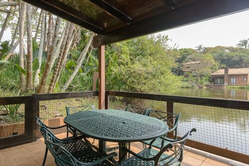 San Lameer Villa Rentals 1909, Забронировать Вилла Отели Durban South Coast с парковкой, Парковка