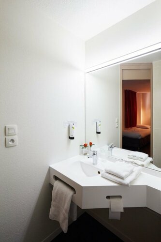 Hôtel des Trois Massifs, Grenoble Sud Claix, Забронировать Отель Кле Isère