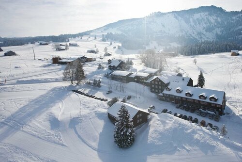 Hotel Stumps Alpenrose, Забронировать Отель Отели Вильдхаус с парковкой, Парковка