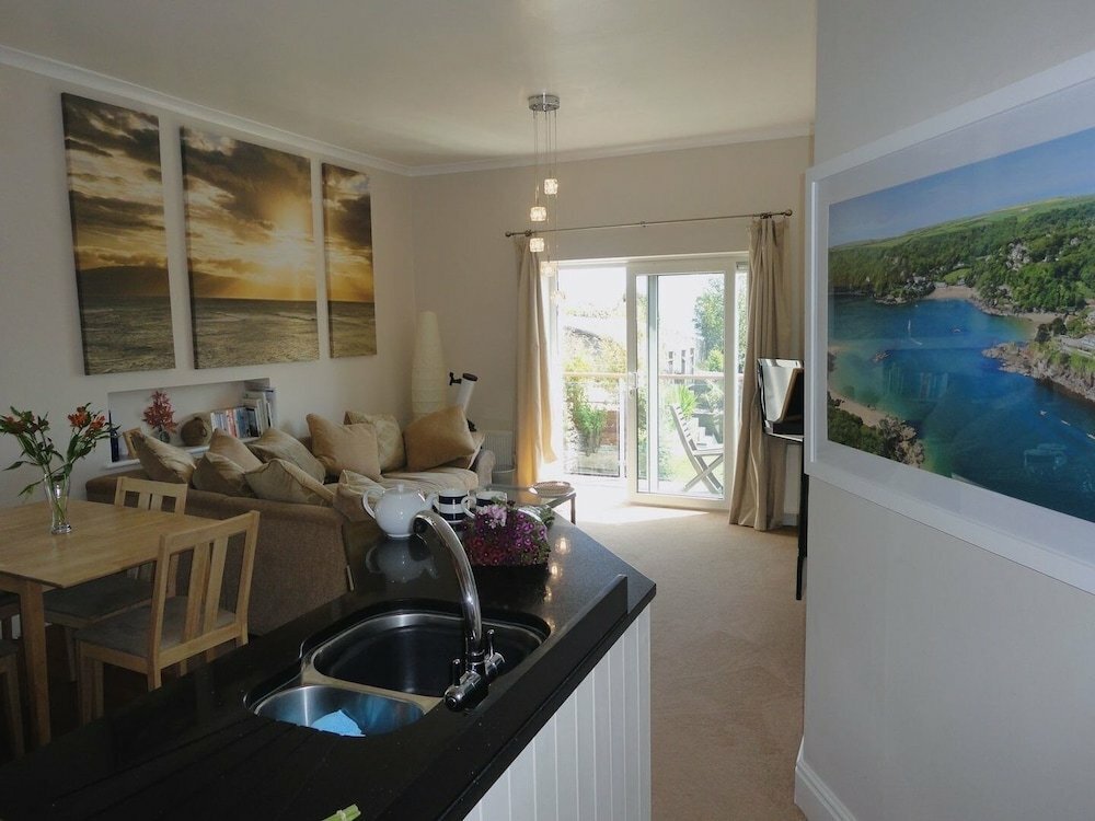1 Hazeldene