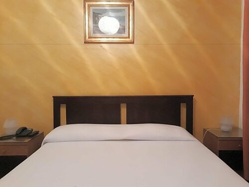 Hotel Arcella, Забронировать Отель Падуя Венето, рядом с Церковь Отшельников