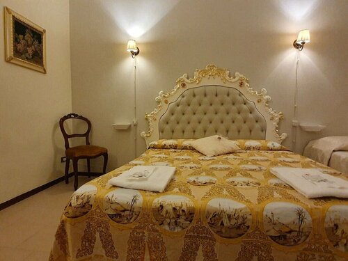HOTEL RINASCIMENTO, Забронировать Отель Отели Монтекатини-Терме с парковкой, рядом с Терма Леопольдина, Парковка