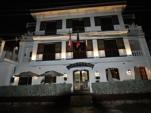 West Loch Park Hotel Vigan, Book Hotel Vigan 