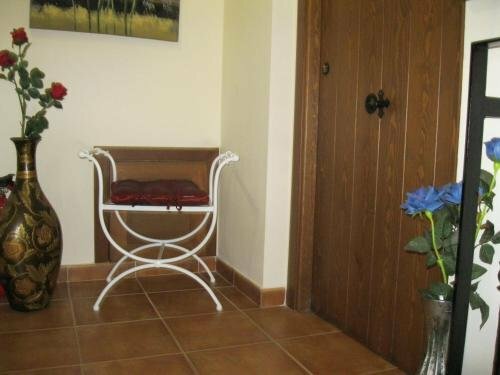 Hostal Sol de la Vega, Забронировать Отель Отели Альбаррасин с парковкой, Парковка