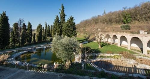 Agriturismo Pratello, Забронировать Фермерский дом Паденге-суль-Гарда Valtenesi del Garda