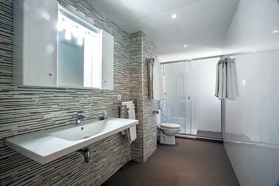 Tourist Apartments Bahía Santa Eulalia   Ibiza