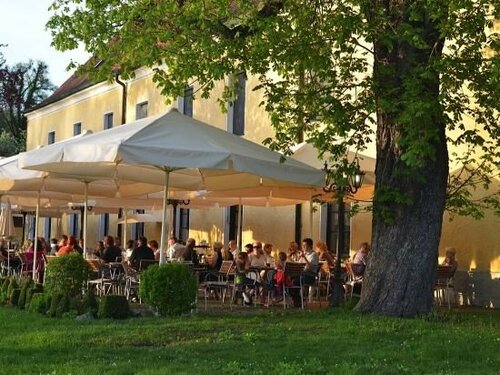 Klostergasthof Raitenhaslach, Rezervasyon Otel Burghausen 