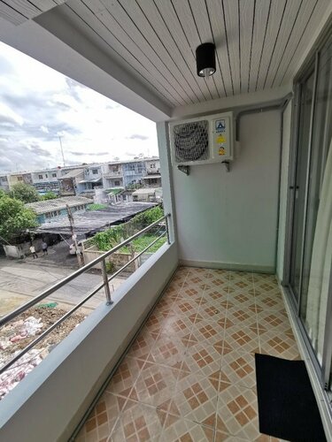 W Residents, Забронировать Гостевой дом Отели Провинции Бангкока с парковкой, Парковка