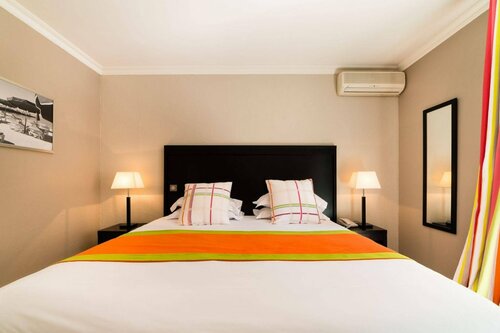 Hôtel Hélios, Забронировать Отель Бизнес-отели Антиб, 4* 5*