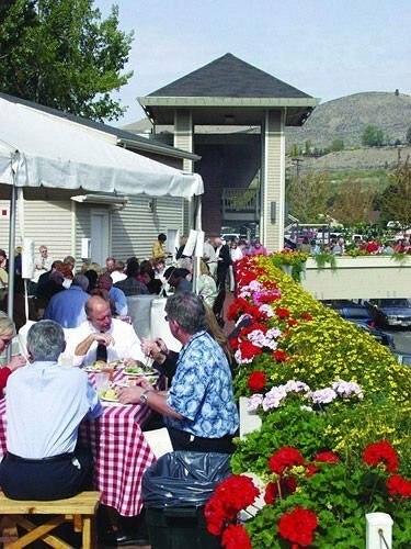 Campbell's Resort on Lake Chelan, Book Resort Chelan Washington (state)