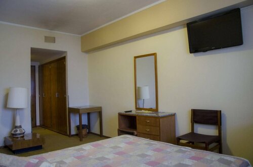Hostal Santa Fe De La Veracruz, Book Hotel Hoteller i Santa Fe med parkering, Parkering
