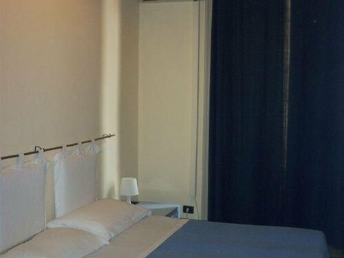 Bed & Breakfast Caravaggio, Забронировать Отель «постель и завтрак» Отели Сиракузы с завтраком, Завтраки
