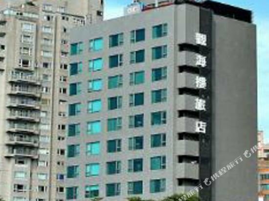 Sees Revert Hotel