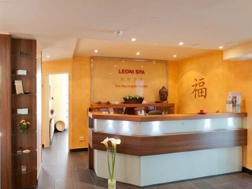 Seehotel Leoni, Забронировать Отель Берг Lake Starnberger