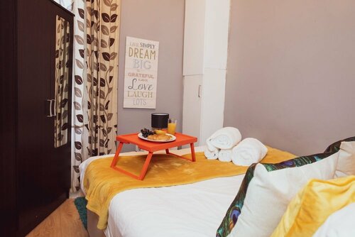 Novelty Suites, Забронировать Апартаменты/квартира Отели Большого Лондона с парковкой, Парковка