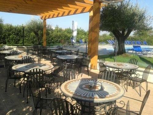 Hotel Villa Aurora, Забронировать Отель Отели Латина с бассейном, Бассейн