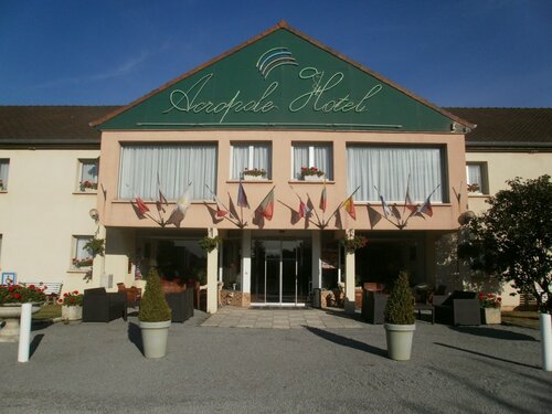 Hotel The Originals Bernay Acropole, Забронировать Отель Берне Eure