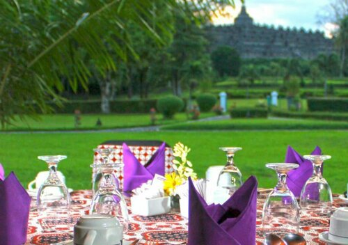 Manohara Resort, Prenota Hotel Borobudur Central Java
