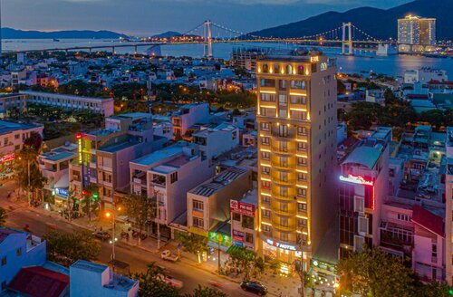 Rest Hotel & Apartment Riverside Da Nang, Book Lejlighed Hoteller i Da Nang med parkering, Parkering