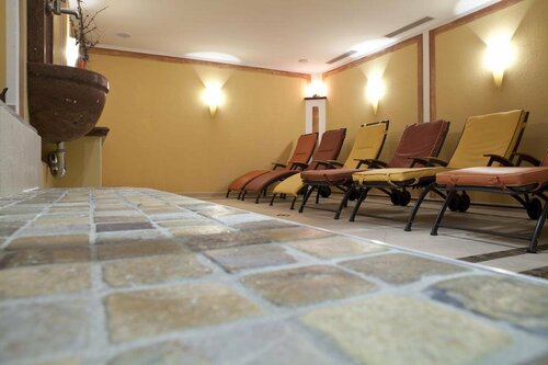 Hotel Burgschrofn, Забронировать Отель Отели Тироля с парковкой, Парковка