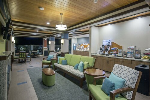 Holiday Inn Express & Suites Kailua-Kona by IHG, Забронировать Отель Каилуа-Кона Остров Гавайи
