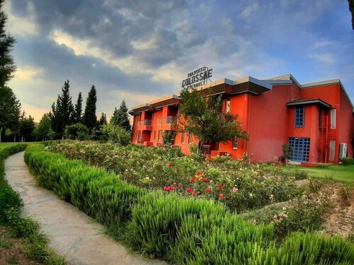 ‪Colossae Thermal & SPA Hotel‬, Rezervovat Hotel Hotely v Pamukkale s parkováním, Parkování