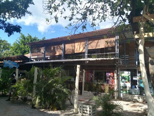 Tuanis B&B Tamarindo, Забронировать Отель «постель и завтрак» Отели Тамариндо 3 звезды, 3*
