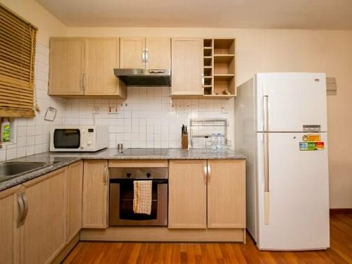 Kate's Apartments, Забронировать Апартаменты/квартира Отели Найроби Каунти с парковкой, рядом с Eden Square Office Block, Парковка