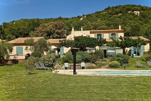 Hotel Sainte Victoire, Rezervovat Hotel Vauvenargues Marseille