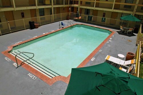 Red Roof Inn Plano, Забронировать Отель Недорогие отели Плейно, недорого