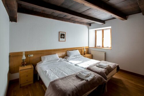 Hostal Etxeberri, Reserva ahora Hotel Eugi Navarre Pyrenees