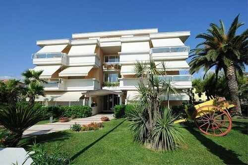 Residence Le Palme, Забронировать Отель Отели Гроттамаре 3 звезды, 3*