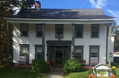 Brookside Inn At Laurens, Book Bed and Breakfast Laurens New York State