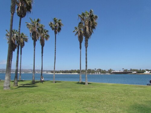 2 Bedroom Townhome 2 Mins. to the Beach, Забронировать Дом для отпуска Виллы Сан-Диего, рядом с Bahia Point Beach, Вилла