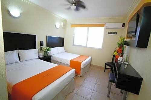 Hotel Estadio, Book Hotel Hoteller i Jalisco med morgenmad, Morgenmad