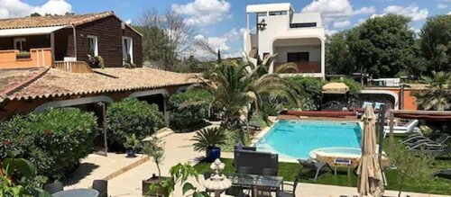 B&B Le Patio34, Réserver Hôtel Hôtels à Laverune avec piscine, Piscine