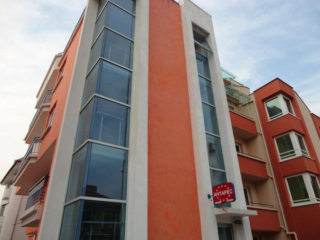 Hotel Antares
