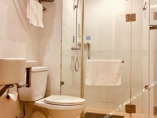 HanTing Hotel (Ningbo Li Hui Li Hospital Caihong South Road), Забронировать Отель Yinzhou District Нинбо, рядом с Qita Temple