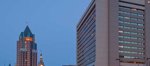 Hyatt Regency Milwaukee, Rezerwuj Hotel Milwaukee Wisconsin, w pobliżu Milwaukee Intermodal Station