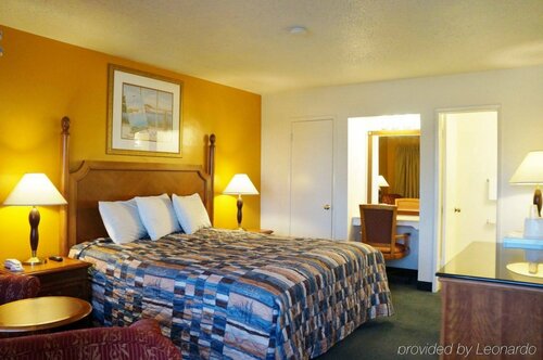 Classic Inn, Buchen Sie Hotel Red Bluff Kalifornien
