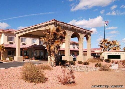 Comfort Inn & Suites Las Cruces Mesilla, Забронировать Отель Лас-Крусес Нью-Мексико