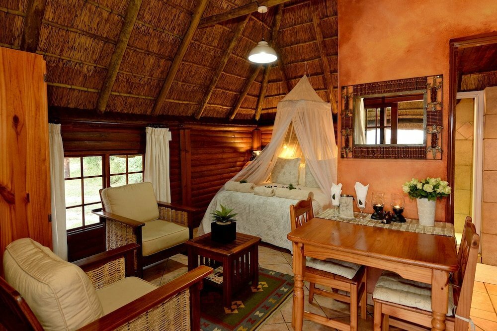 iKhaya LamaDube Game Lodge