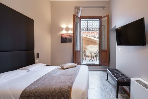 Carmini  Palace Canal View, Забронировать Отель Отели Венето с парковкой, Парковка