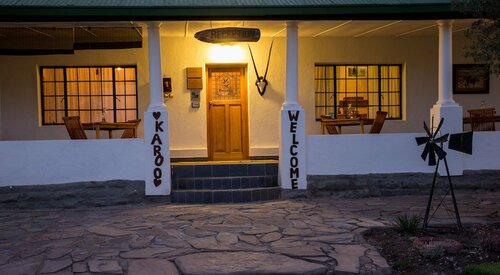 Olive Grove Guest Farm, Забронировать Фермерский дом Отели Бофорт-Уэст с завтраком, Завтраки